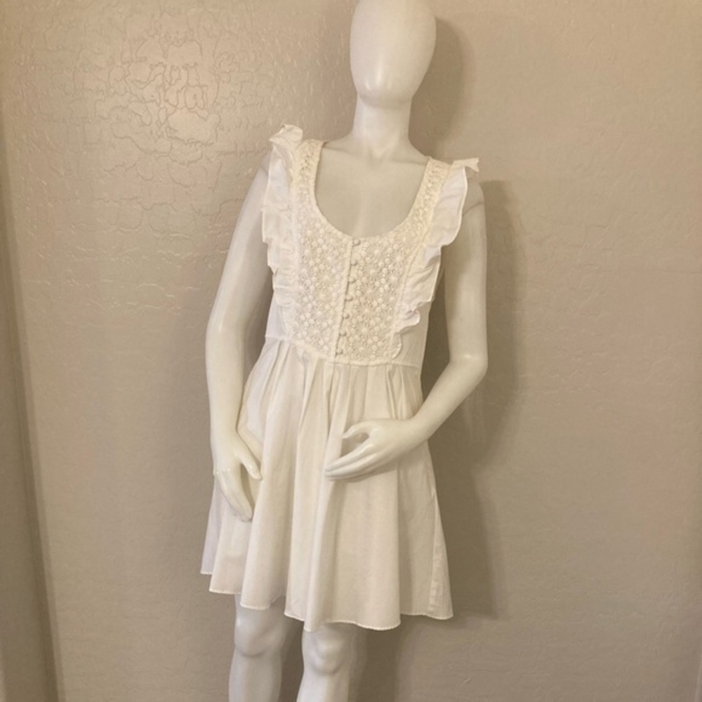Free People Women Half Moon Crochet Ruffle Embroidered Dress In White Sz Large